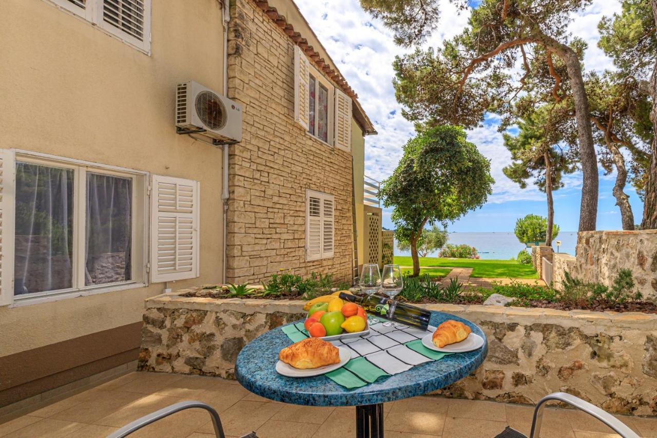 Al Mare Apartments Rovinj Eksteriør bilde